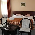 Roosevelt Hotel 3*