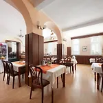 Roosevelt Hotel 3*