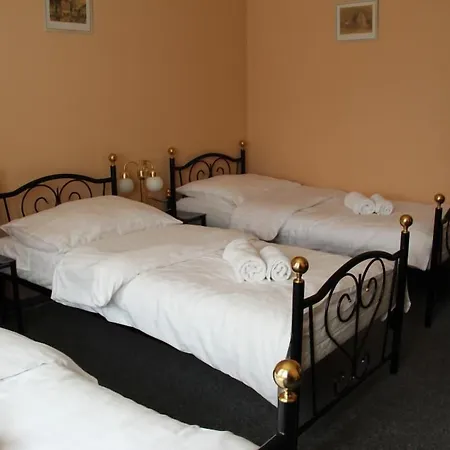 Roosevelt Hotell 3*