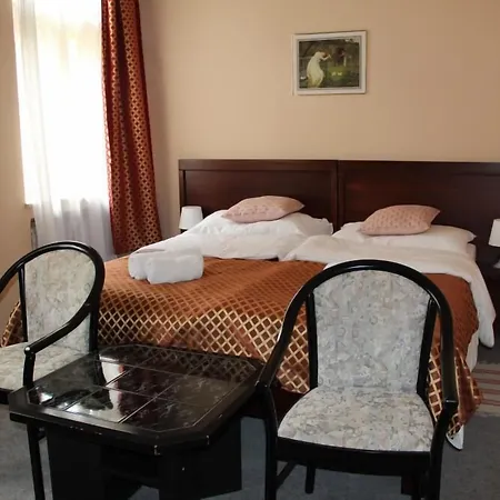 Roosevelt Hotell 3*