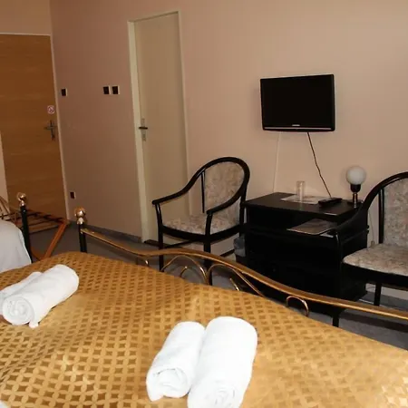 Hotell Roosevelt 3*