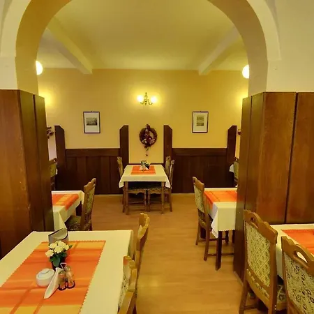 Hotell Roosevelt 3*