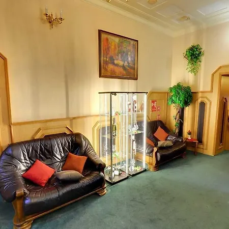 Roosevelt Hotell 3*