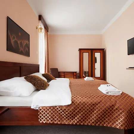Hotell Roosevelt 3*